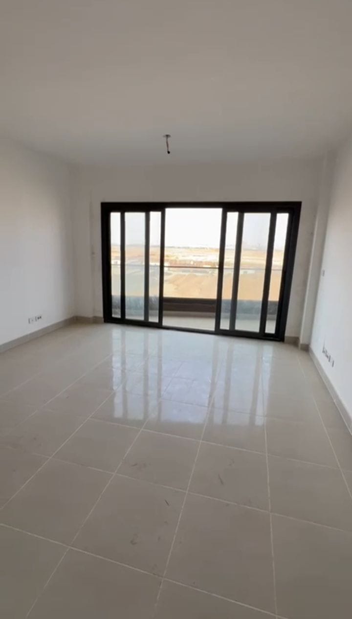 شقة في مدينتي 100 م2 للبيع تقسيط استلام فوري بمقدم 3,500,000 ج 